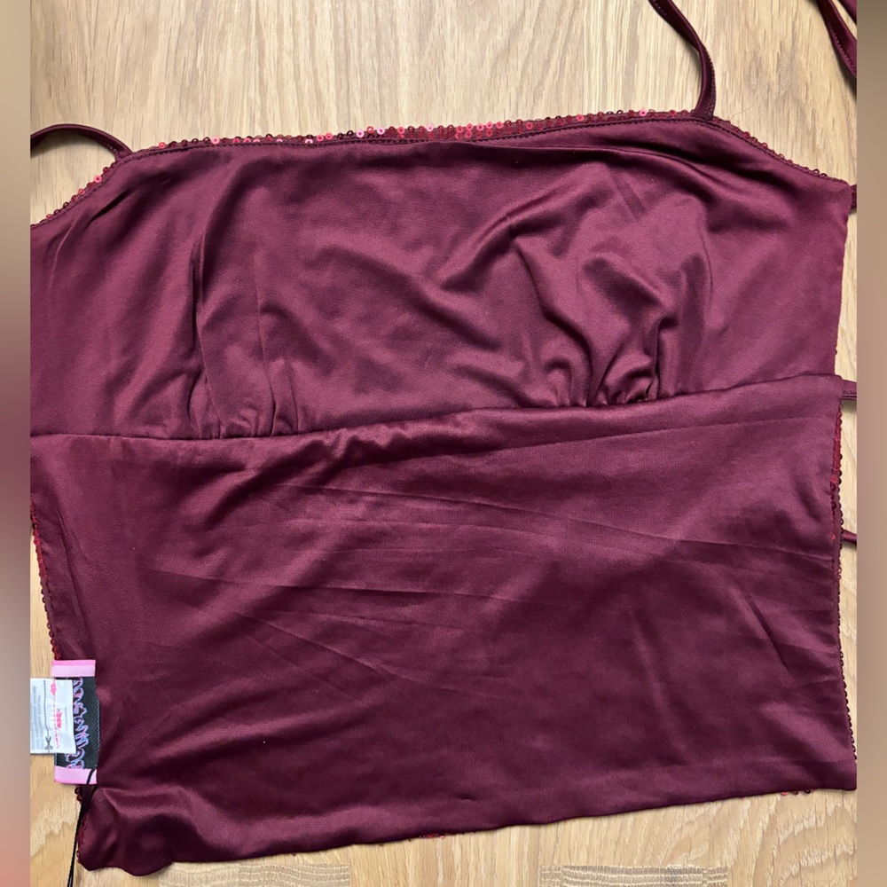 COSMO OPEN BACK SEQUIN TOP - Picture 3 of 5